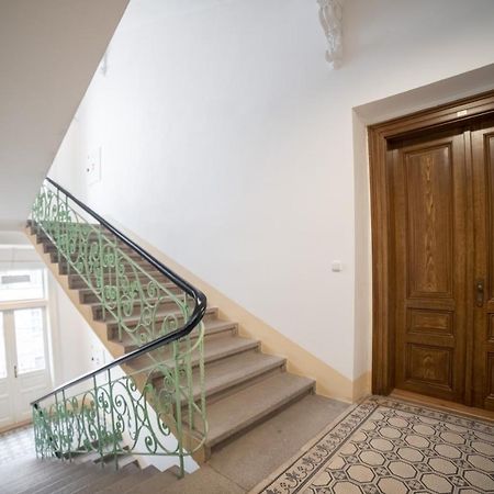 New Apartments Near Dancing House Praga Exterior foto